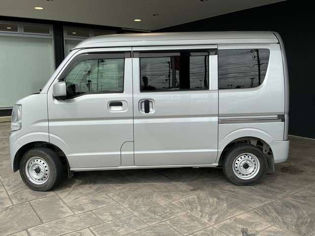 Nissan NV100 Clipper 5
