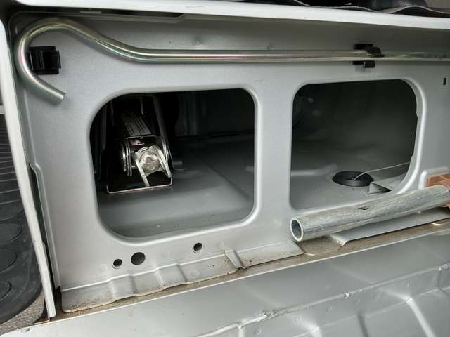 Nissan NV100 Clipper 8