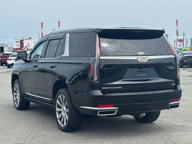 Cadillac エスカレード 4
