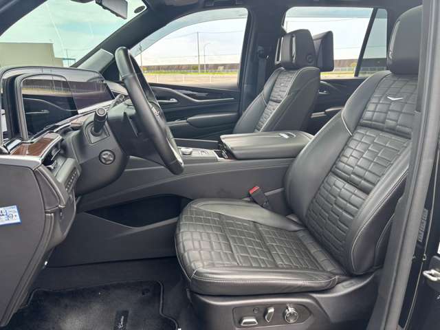 Cadillac エスカレード 10