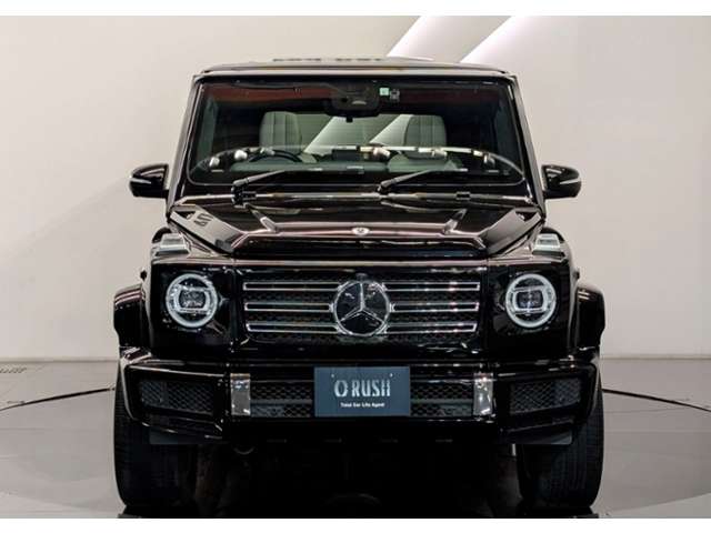 Mercedes-Benz G-Class 10