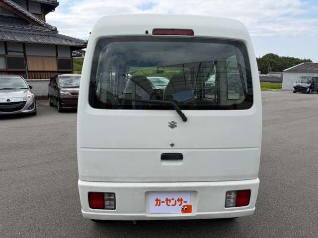 Suzuki Every 12