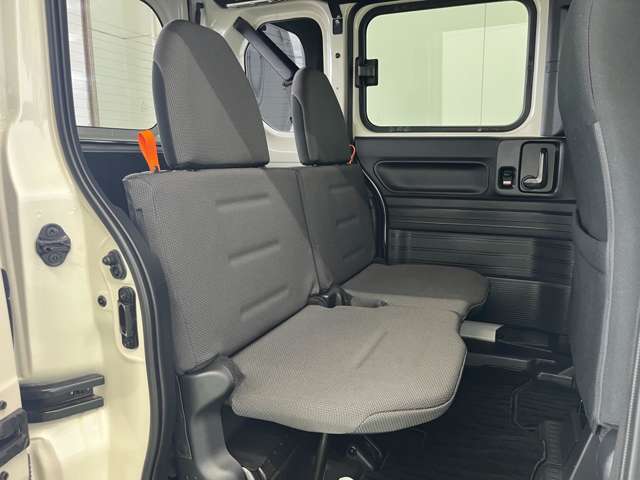 Honda N-VAN 11
