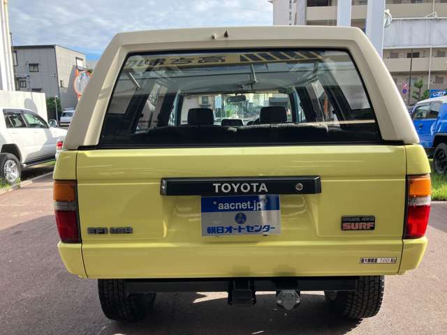 Toyota Hilux Surf 11
