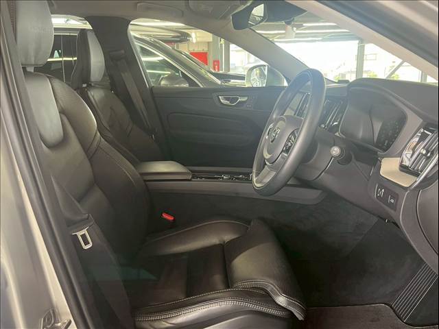 Volvo XC60 7