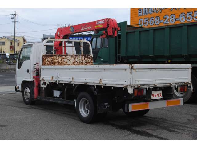 Isuzu Elf 10