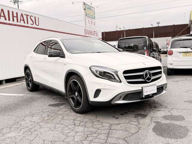 Mercedes-Benz GLA-Class 2