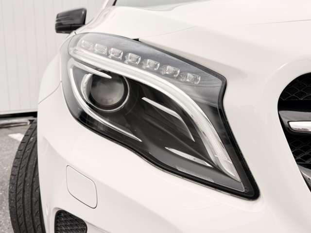 Mercedes-Benz GLA-Class 9