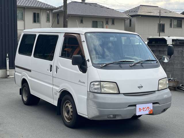 Nissan Vanette 4