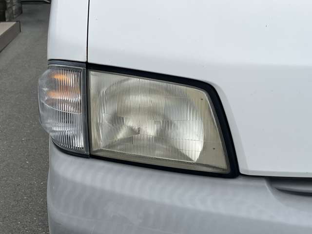 Nissan Vanette 5