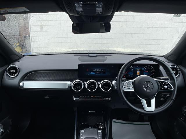 Mercedes-Benz GLB 4