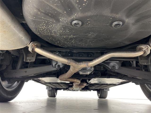 Subaru Legacy Outback 9