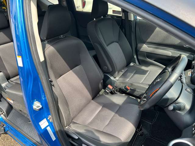 Toyota Sienta 12