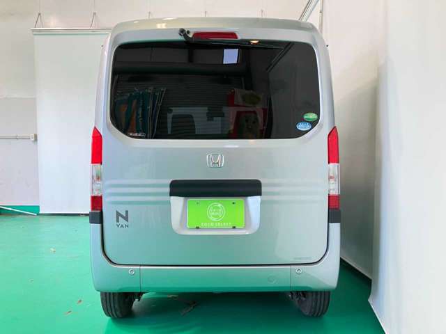 Honda N-VAN 8