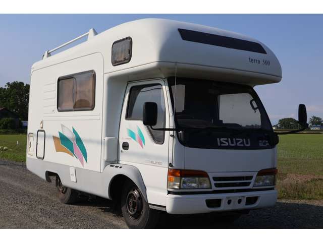 Isuzu Elf 9