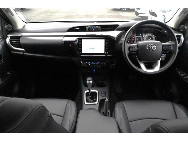 Toyota Hilux 2
