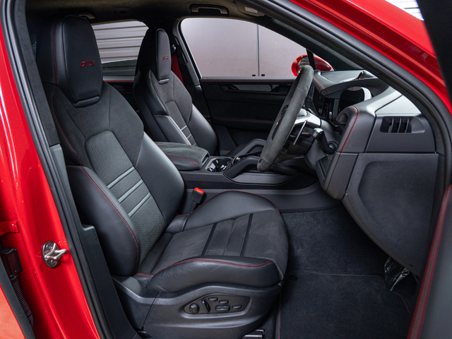 Porsche Cayenne Coupe 11