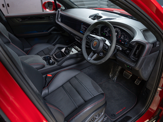 Porsche Cayenne Coupe 10