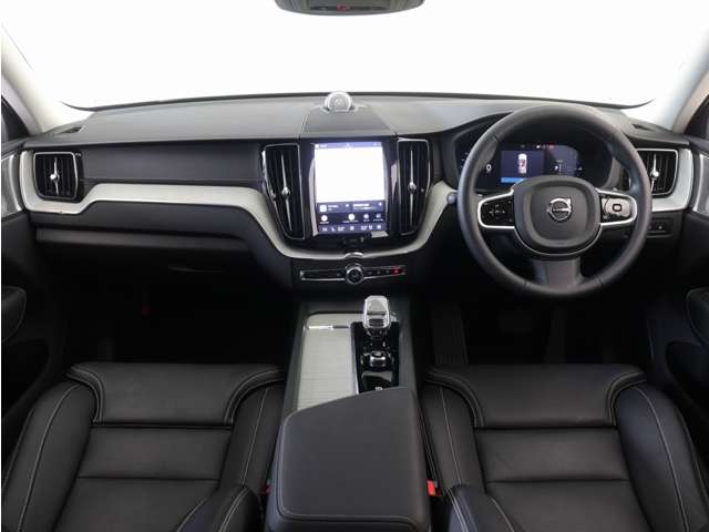 Volvo XC60 4
