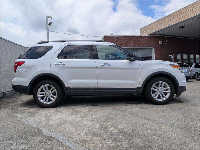 Ford Explorer 6