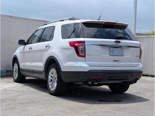 Ford Explorer 8