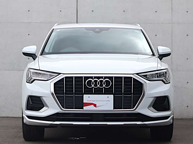 Audi Q3 12