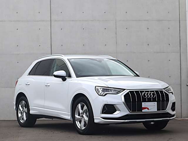 Audi Q3 6