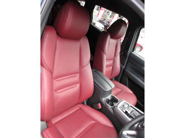 Mazda CX-8 11