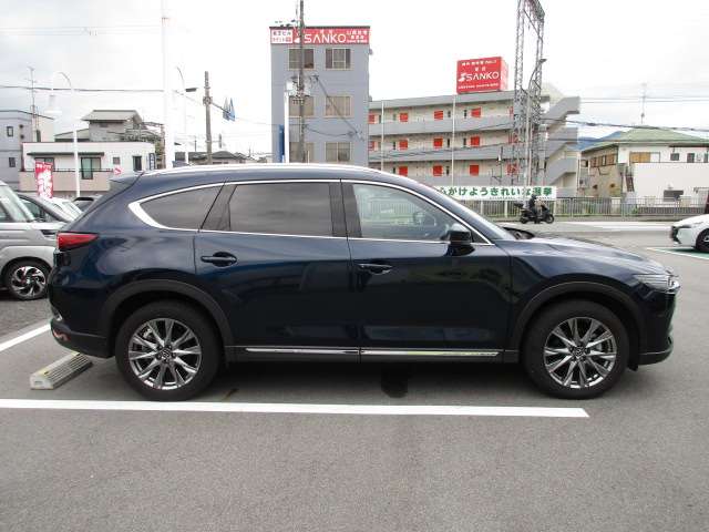 Mazda CX-8 4