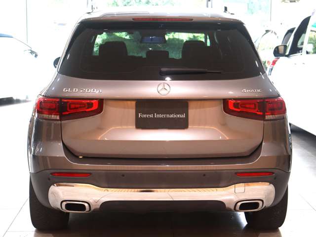 Mercedes-Benz GLB 6