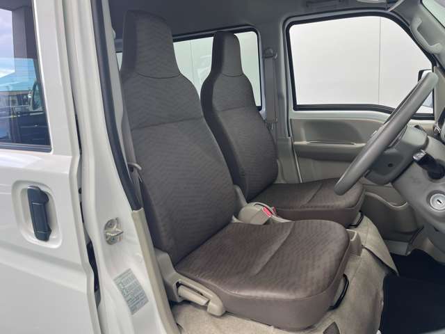 Nissan NV100 Clipper 9