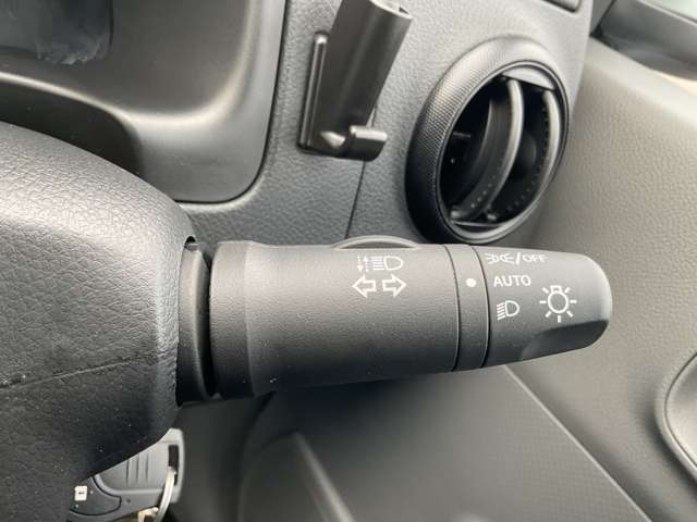 Nissan AD 9