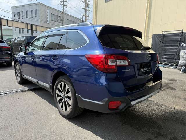Subaru Legacy Outback 11