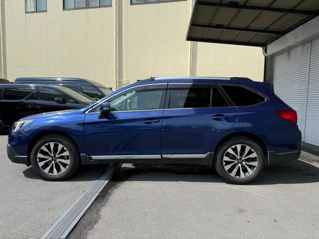 Subaru Legacy Outback 12