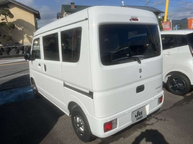 Suzuki Every 9