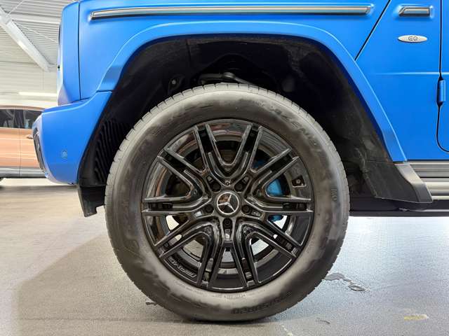 Mercedes-Benz G-Class 12