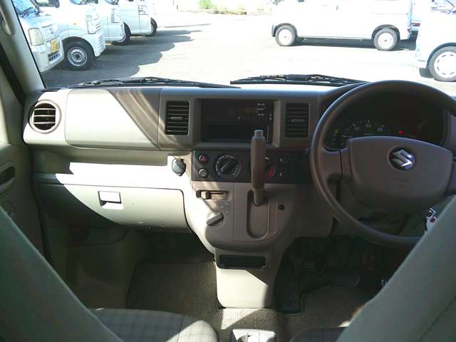 Suzuki Every 12