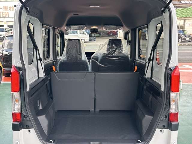 Honda N-VAN 11