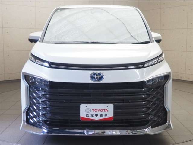 Toyota Voxy 5