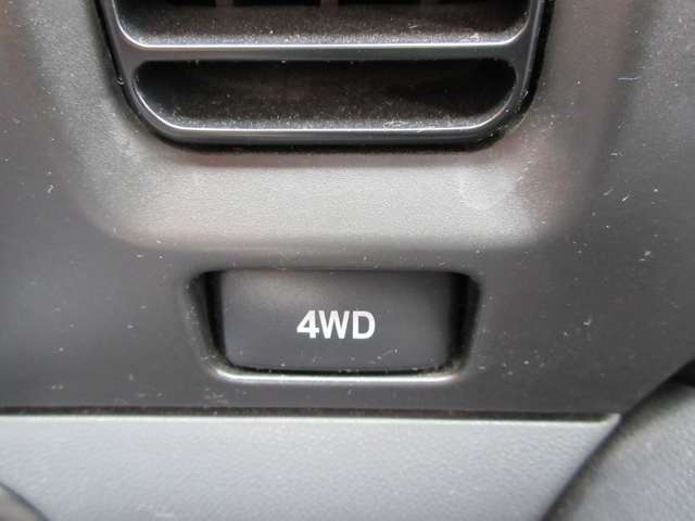 Daihatsu Hijet Deck Van 3