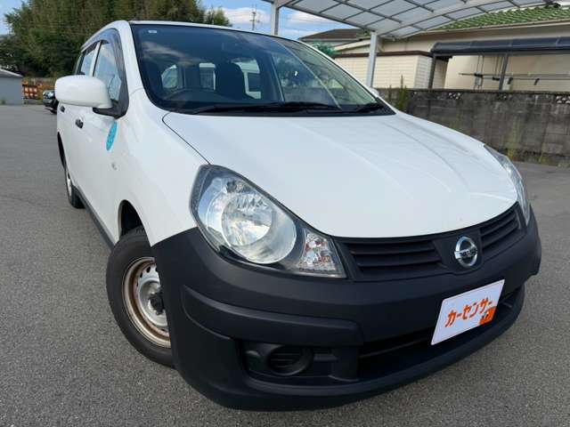 Nissan AD 12