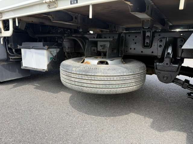Hino Dutro 11