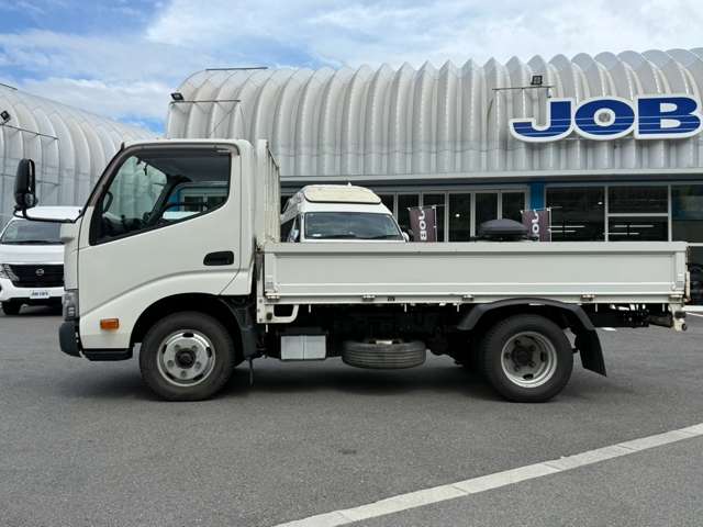 Hino Dutro 5