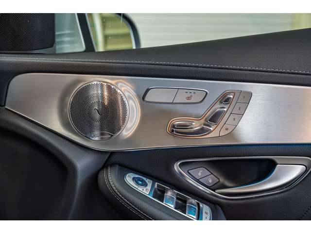 Mercedes-Benz GLC 8