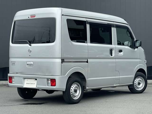 Nissan NV100 Clipper 2