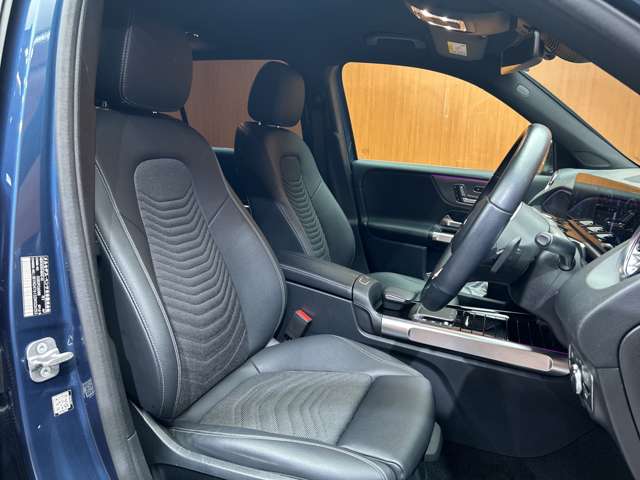 Mercedes-Benz GLB 6