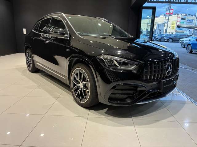 Mercedes-Benz GLA-Class 3