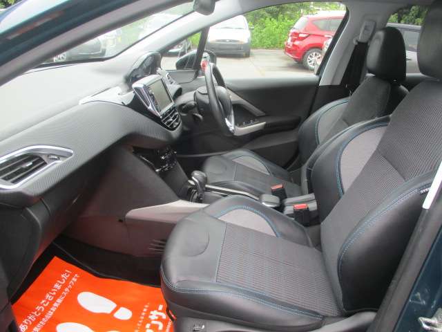 Peugeot 2008 11