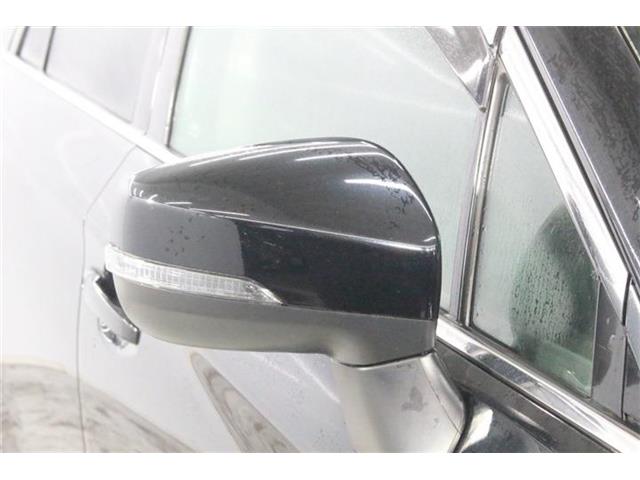 Subaru Legacy Outback 11