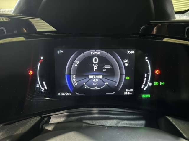 Lexus NX 11